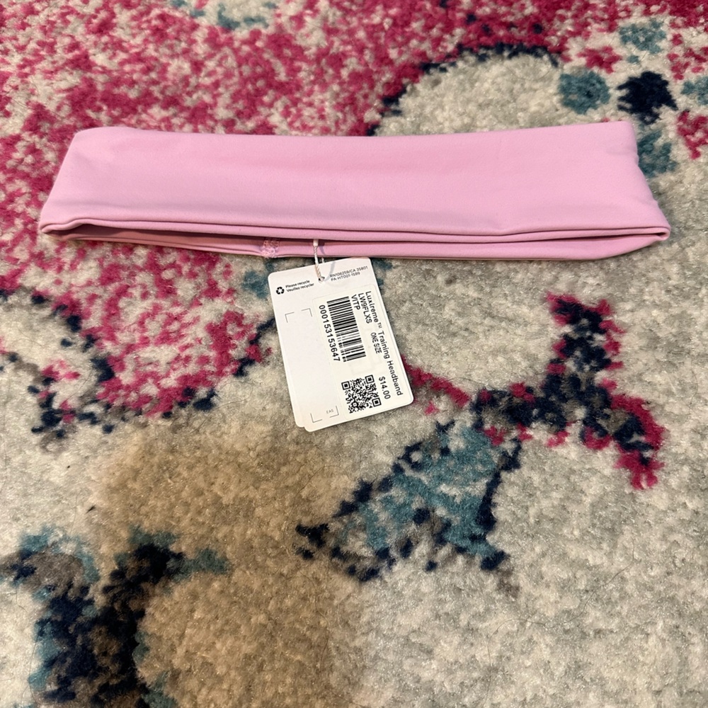 Lululemon lux training headband